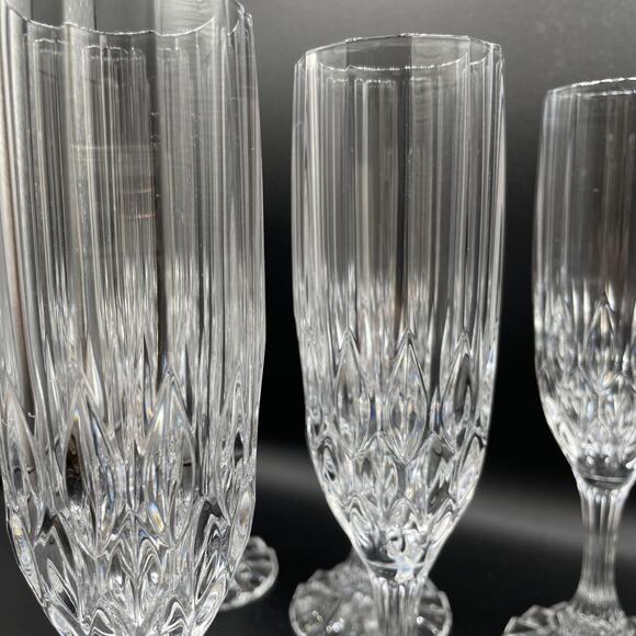 6 Vintage Cristal D'Arques - Durand Bretagne Fluted Champagne - 8 1/4" - Picture 4 of 9